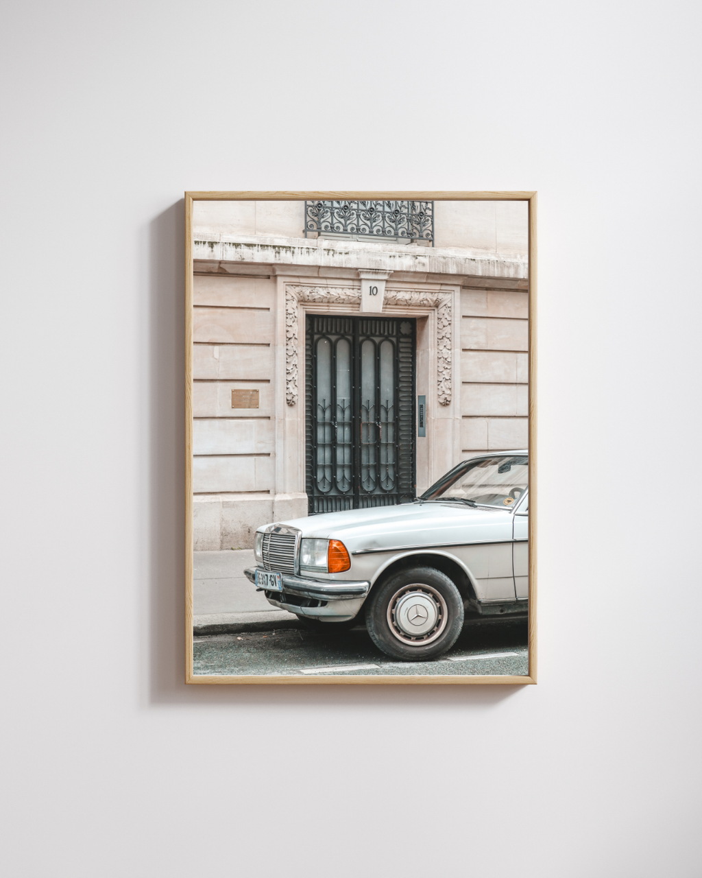 Parked à Paris - Fine Art Poster